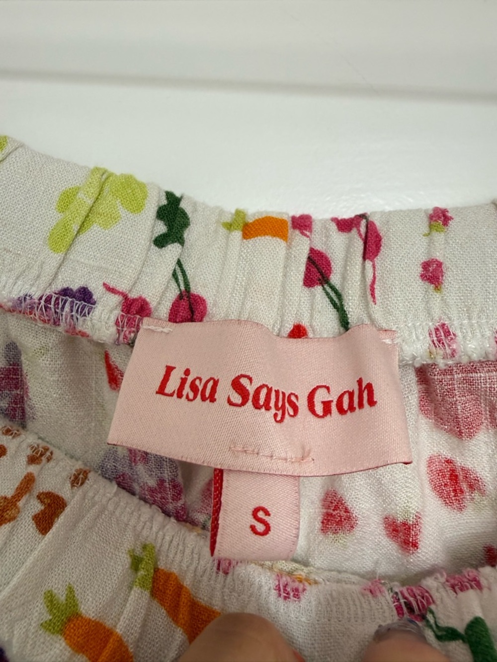 Lisa Says Gah Fruit Print Shorts - Picture 2 of 4